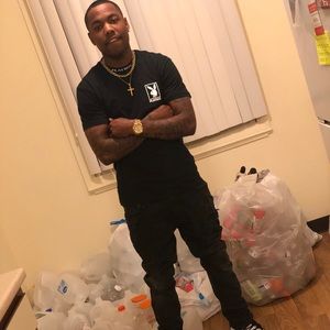 Meet your Posher, Malik